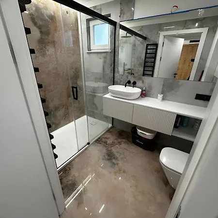 דירה 340 - Sea View & 10th Floor