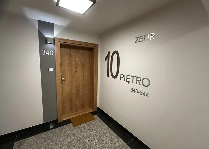 Apartment 340 - Sea View & 10th Floor *