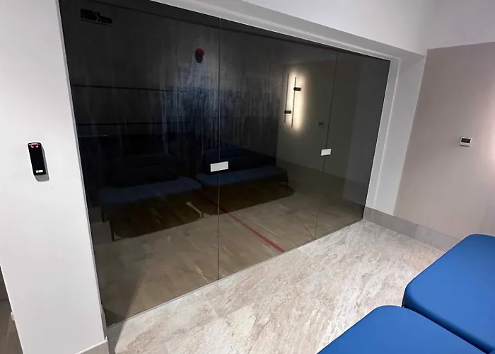 340 - Sea View & 10th Floor Apartment *